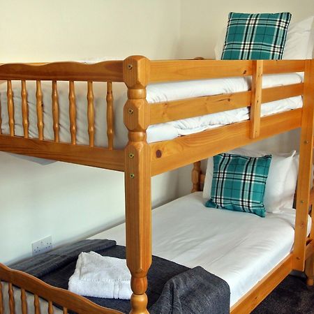 Approved Serviced Apartments Gorse Hill Manchester Ngoại thất bức ảnh